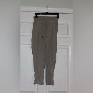 Lululemon Athletica Gray Jogger Sweatpants Relaxed Fit